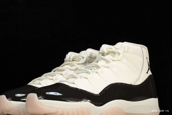 AR0715-101  Retro Jordan AR0715-101 11 Neapolitan  0815